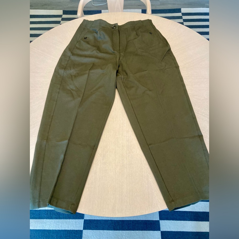 Universal Standard - heavyweight chinos, SZ M, army green, real pockets